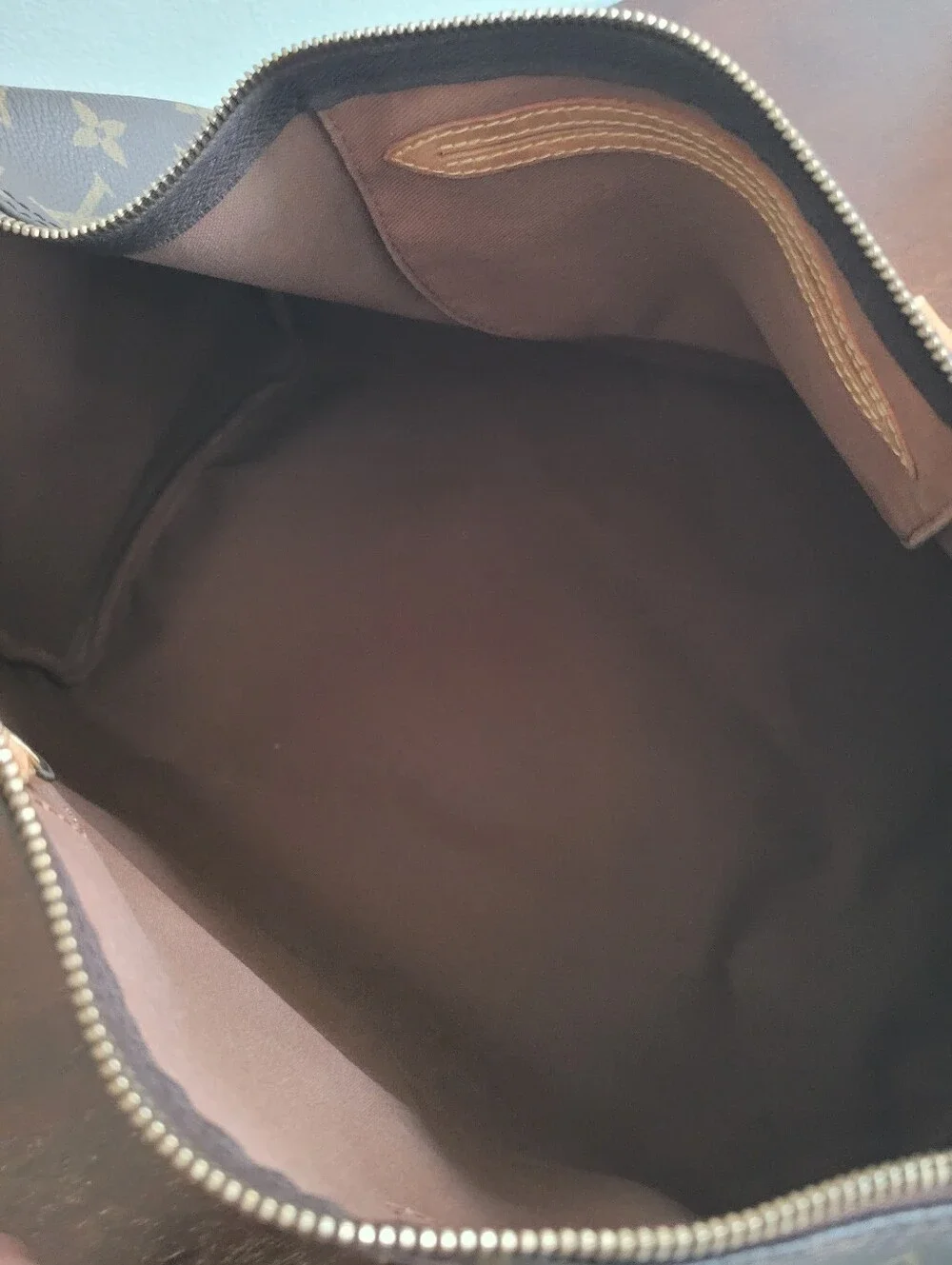 AUTHENTIC Louis Vuitton Speedy 40 Monogram Canvas